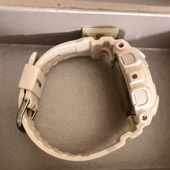 Baby G Shock Watch - Picture 3 of 3